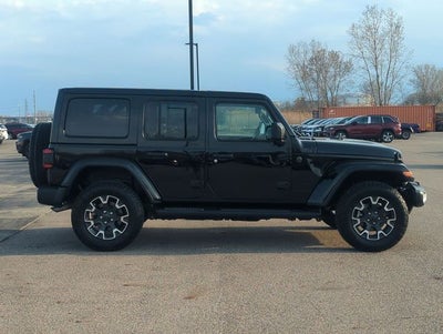 2025 Jeep Wrangler 4-Door Sahara 4x4