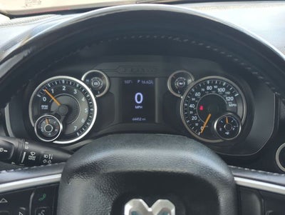 2020 RAM 1500 Big Horn Crew Cab 4x4 5'7' Box