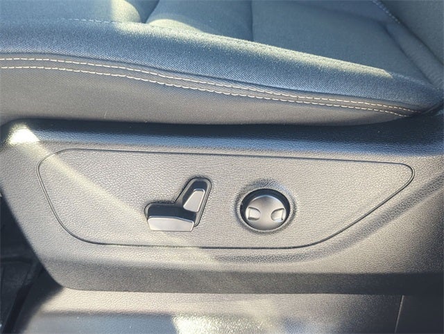 2022 RAM 1500 Big Horn Quad Cab 4x4 6'4' Box