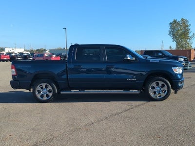 2022 RAM 1500 Big Horn Crew Cab 4x4 5'7' Box