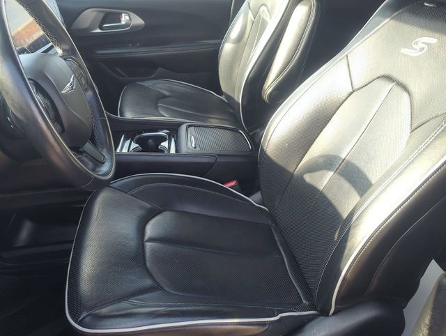 2021 Chrysler Pacifica Limited AWD