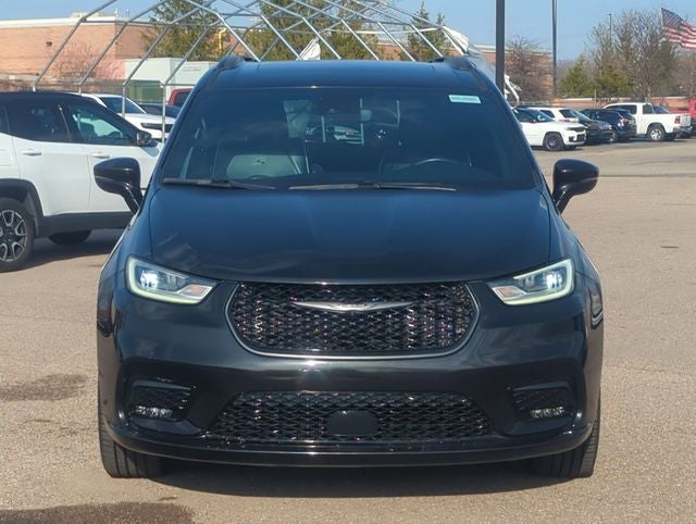 2021 Chrysler Pacifica Limited AWD