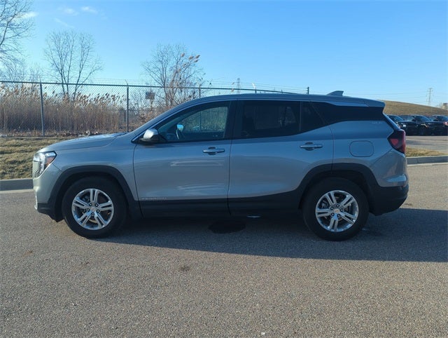 2024 GMC Terrain FWD SLE