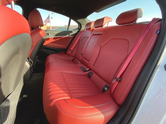 2024 Genesis G70 2.5T