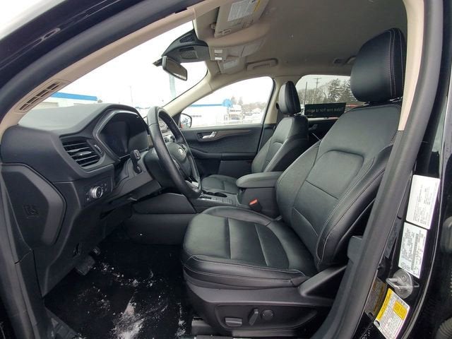 2020 Ford Escape Titanium Hybrid