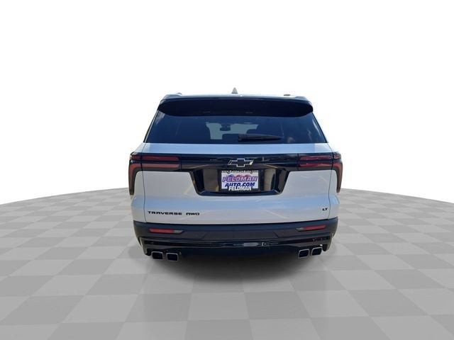 2024 Chevrolet Traverse LT