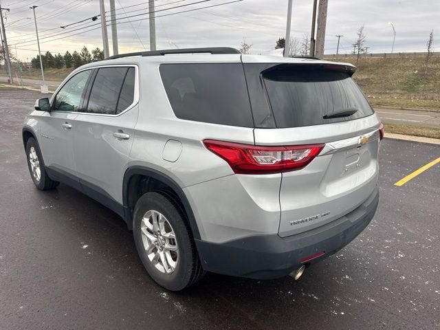 2021 Chevrolet Traverse LT Cloth