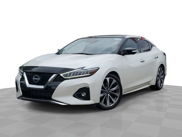2023 Nissan Maxima Platinum's photo