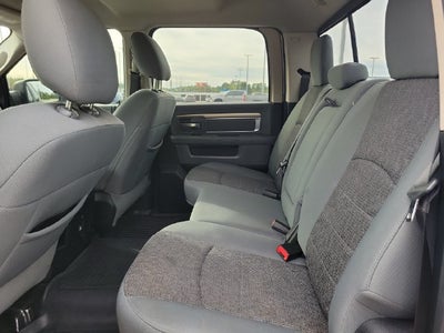 2017 RAM 1500 Big Horn Crew Cab 4x4 5'7" Box