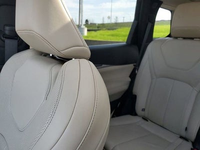 2022 INFINITI QX60 LUXE