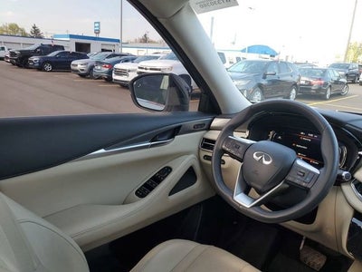 2022 INFINITI QX60 LUXE