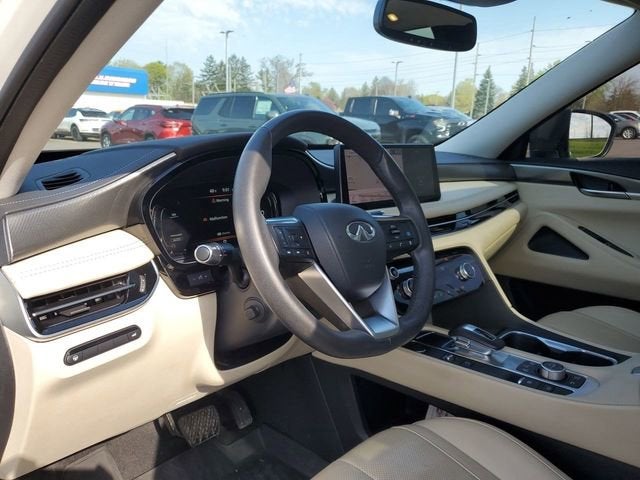 2022 INFINITI QX60 LUXE