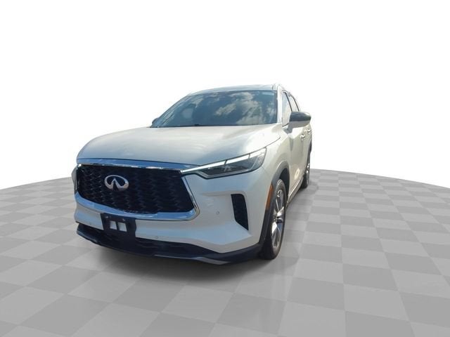 2022 INFINITI QX60 LUXE