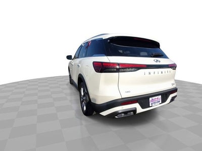 2022 INFINITI QX60 LUXE