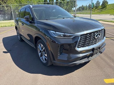 2024 INFINITI QX60 LUXE