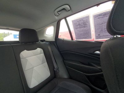 2025 Chevrolet Trax LS