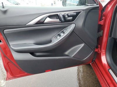 2017 INFINITI QX30 Premium