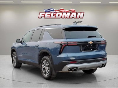 2024 Chevrolet Traverse LT