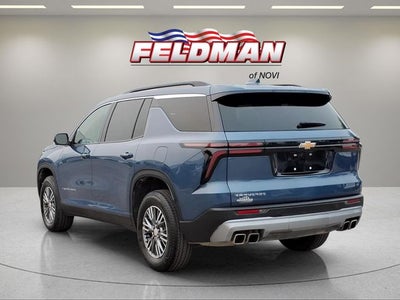 2024 Chevrolet Traverse LT