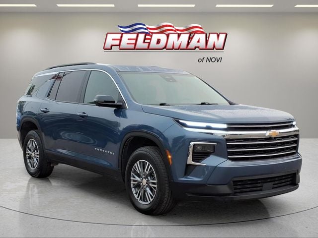 2024 Chevrolet Traverse LT