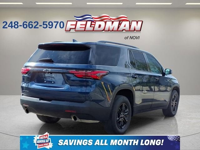 2023 Chevrolet Traverse LT Cloth