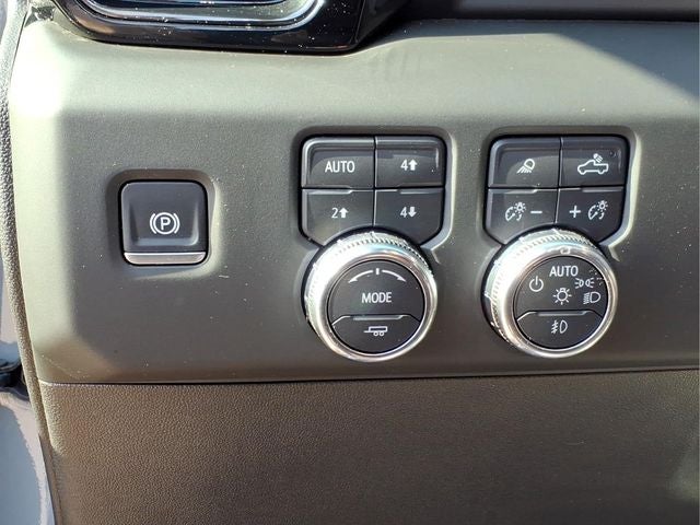 2025 GMC Sierra 1500 AT4