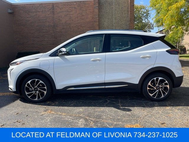 Used 2023 Chevrolet Bolt EUV Premier with VIN 1G1FZ6S07P4165054 for sale in Livonia, MI