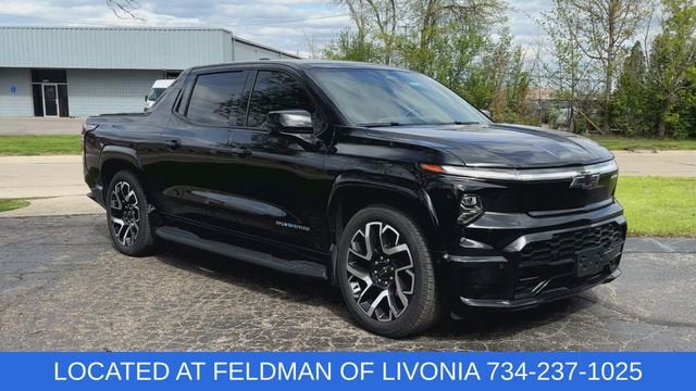 Used 2024 Chevrolet Silverado EV RST with VIN 1GC40ZEL1RU303531 for sale in Livonia, MI