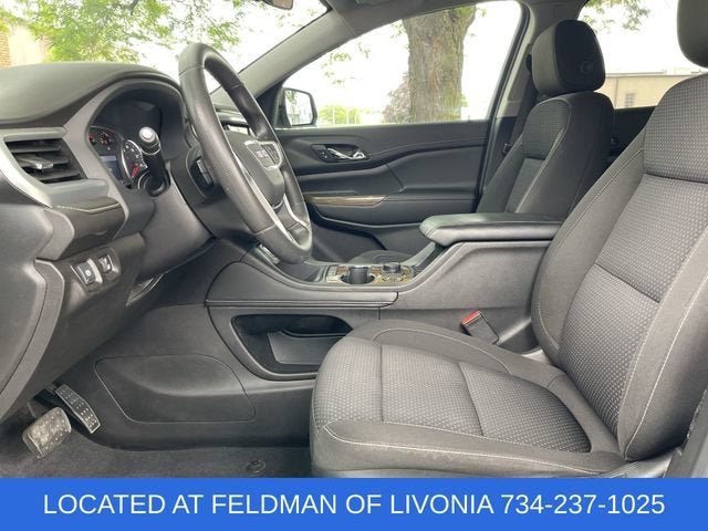 2022 GMC Acadia SLE