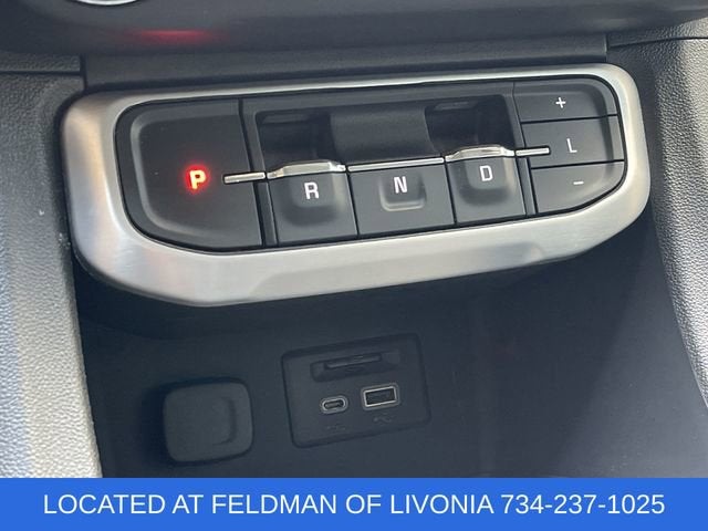2022 GMC Acadia SLT