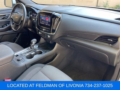 2023 Chevrolet Traverse LT Cloth