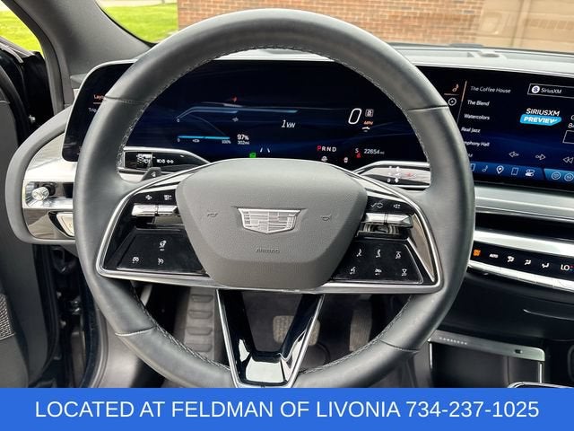 2024 Cadillac LYRIQ Luxury 1