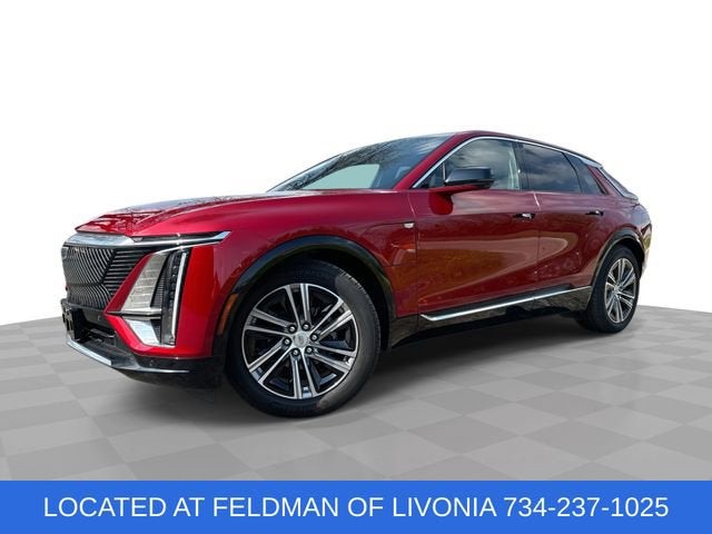 2024 Cadillac LYRIQ Luxury 2