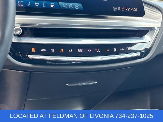 2024 Cadillac LYRIQ Luxury 2