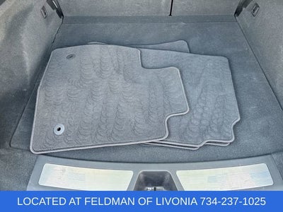 2024 Cadillac LYRIQ Luxury 2