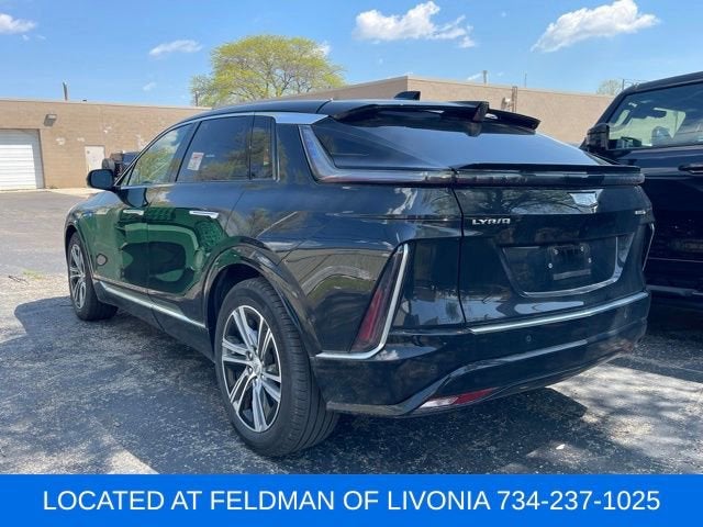 Used 2024 Cadillac LYRIQ Luxury 2 with VIN 1GYKPRRL0RZ117327 for sale in Livonia, MI