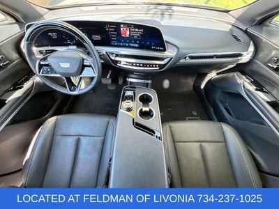 2024 Cadillac LYRIQ Luxury 2