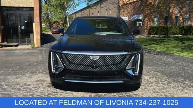 2024 Cadillac LYRIQ Luxury 2
