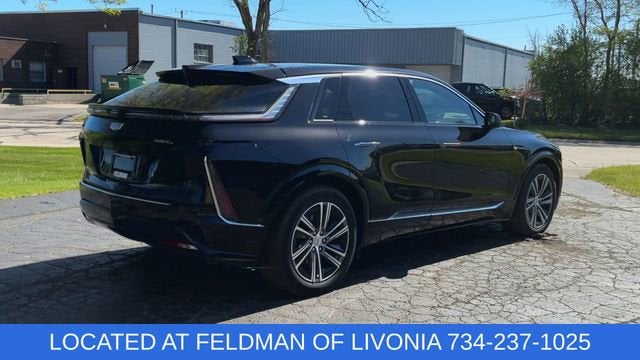 2024 Cadillac LYRIQ Luxury 2
