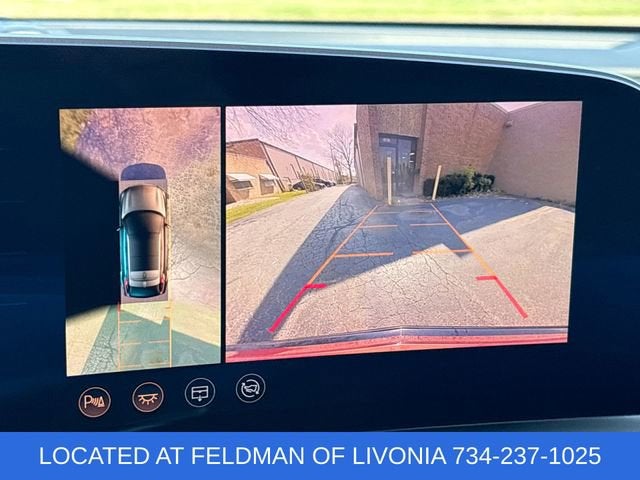 2024 Cadillac LYRIQ Sport 2