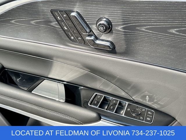 2024 Cadillac LYRIQ Sport 2