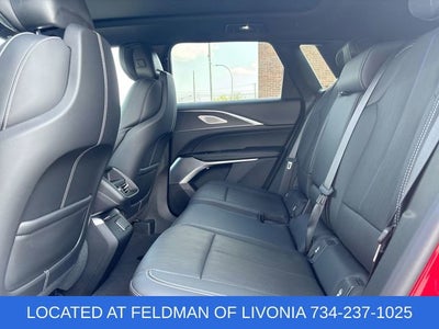 2024 Cadillac LYRIQ Sport 2