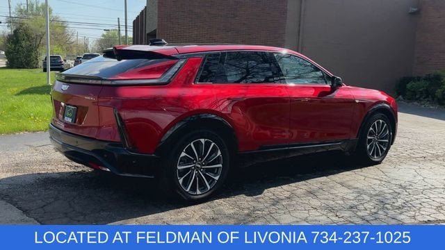 2024 Cadillac LYRIQ Sport 2