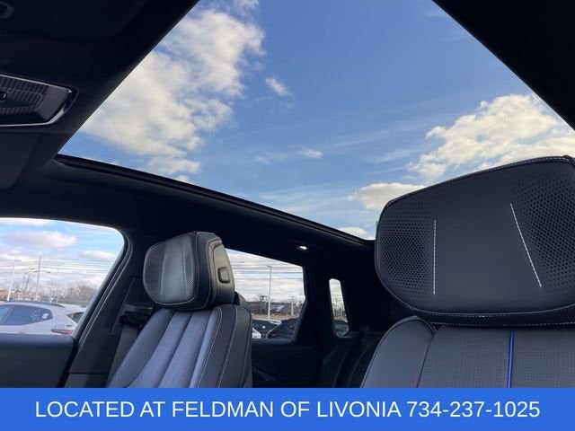 2024 Cadillac LYRIQ Sport 2