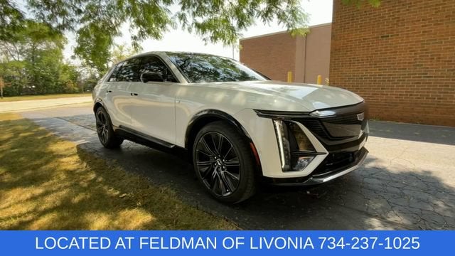 Used 2024 Cadillac LYRIQ Sport 3 with VIN 1GYKPWRL2RZ115299 for sale in Livonia, MI
