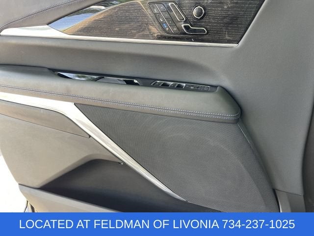 2025 Cadillac ESCALADE IQ Sport 1