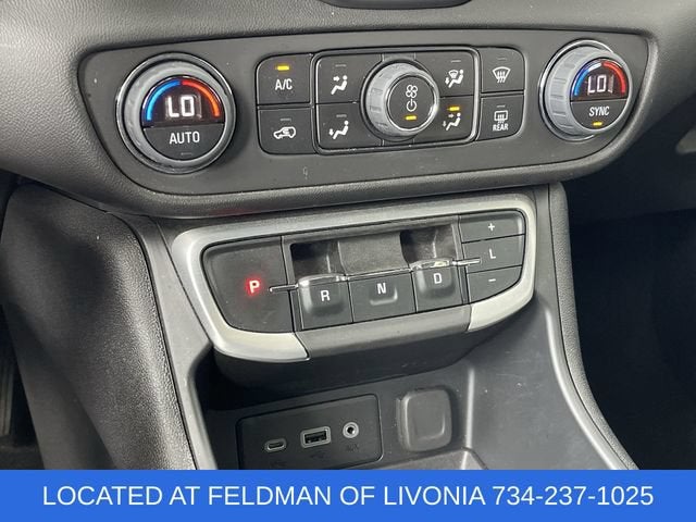 2024 GMC Terrain SLE - Photo 17