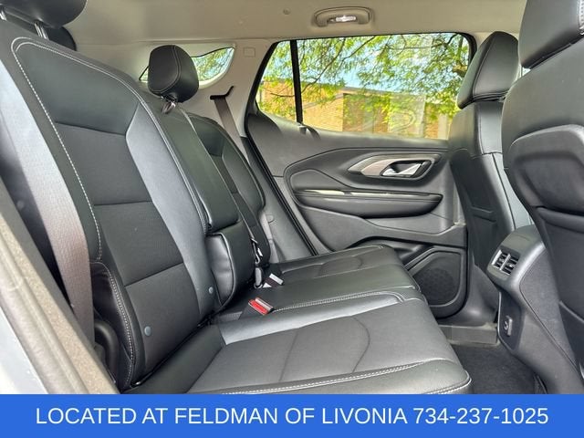 2023 GMC Terrain SLT - Photo 25
