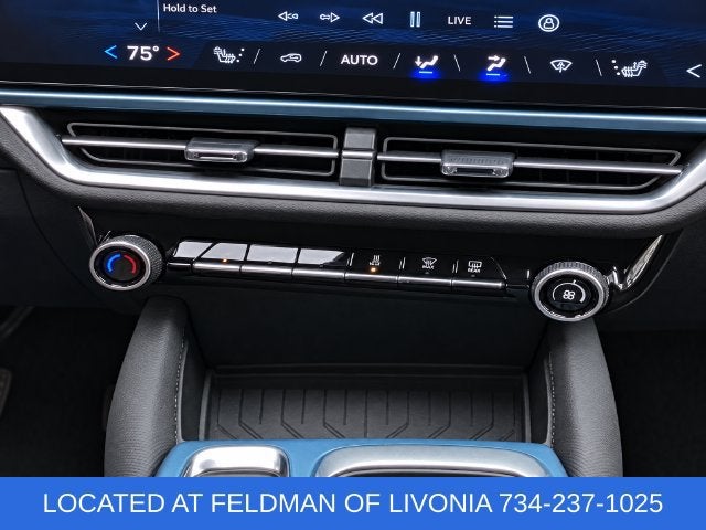 2024 Chevrolet Equinox EV LT - Photo 11