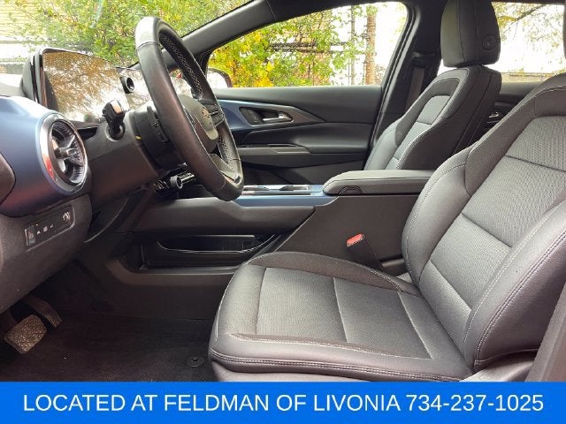 2024 Chevrolet Equinox EV LT - Photo 16